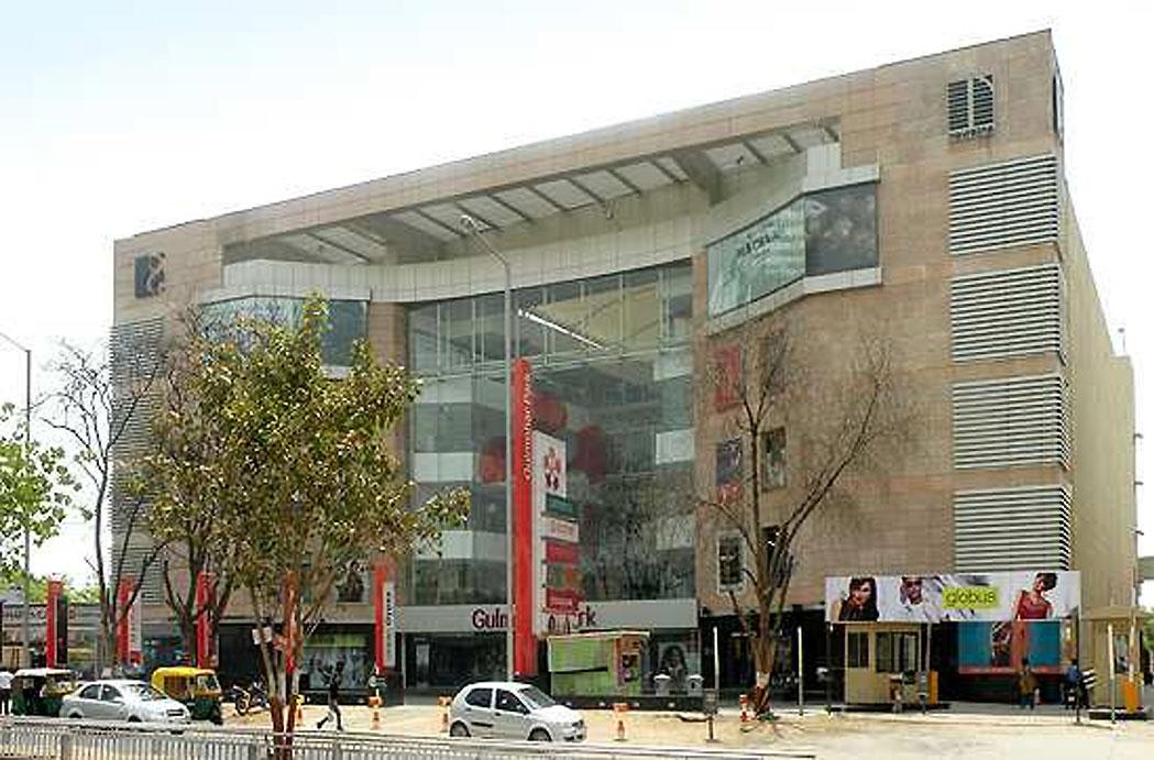 9 Malls In Ahmedabad That Are Too Good For Shopping Enthusiasts