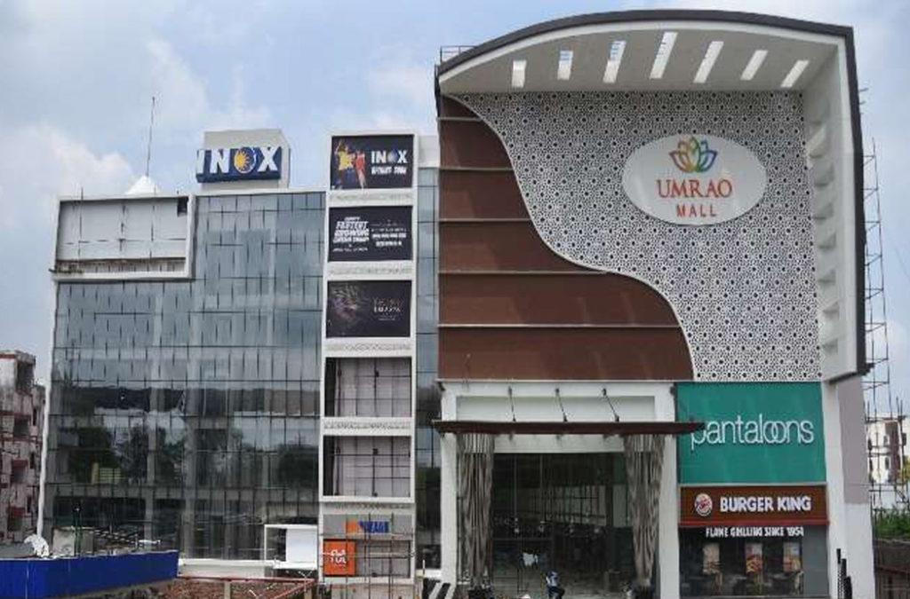 Umrao Mall is one of the top destinations for shopping and entertainment. 