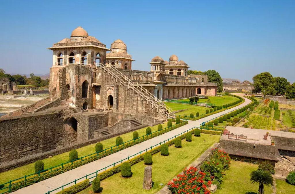 Mandu is one of the best hill stations near Indore.