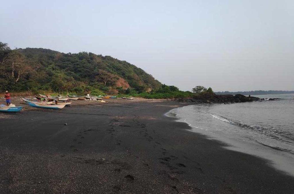 One of the most interesting beaches in India with black sand