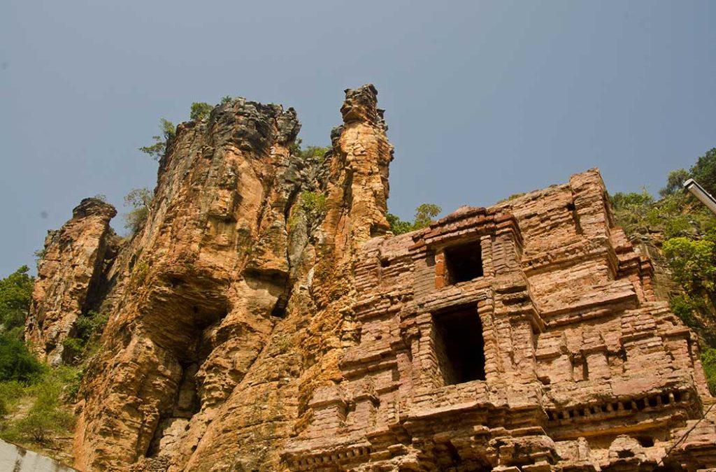 Yaganti Temple close to the Grand Canyon of India
