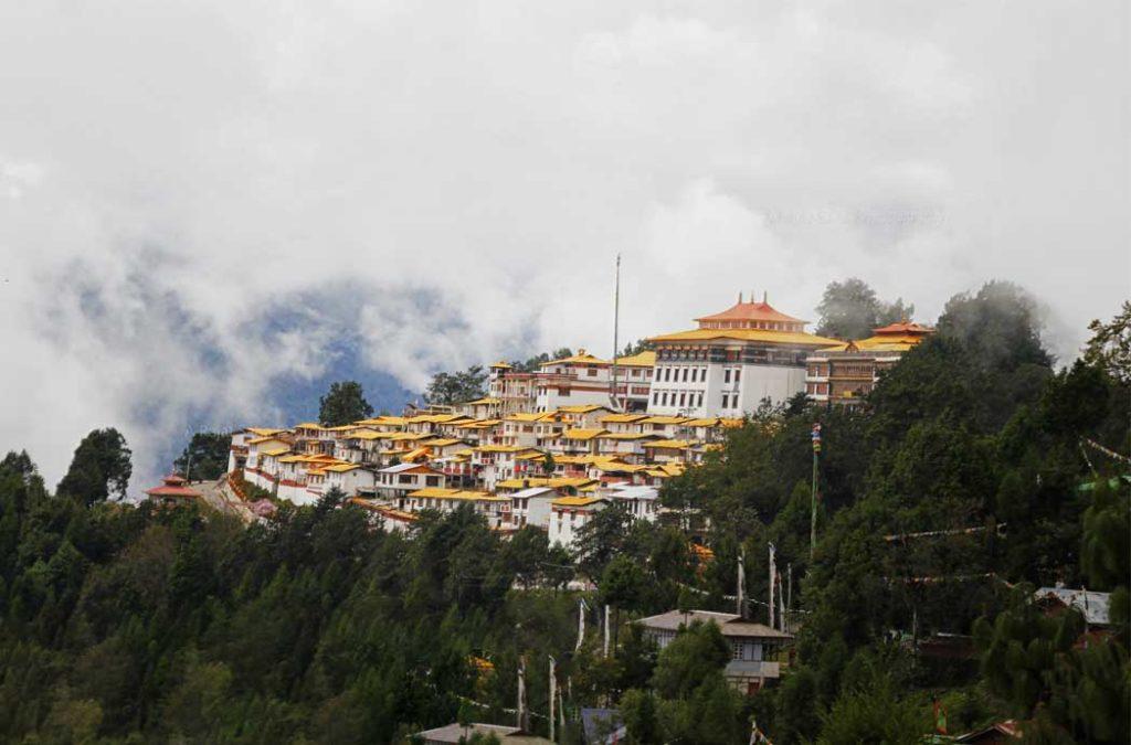 Explore the best Buddhist monastery in India