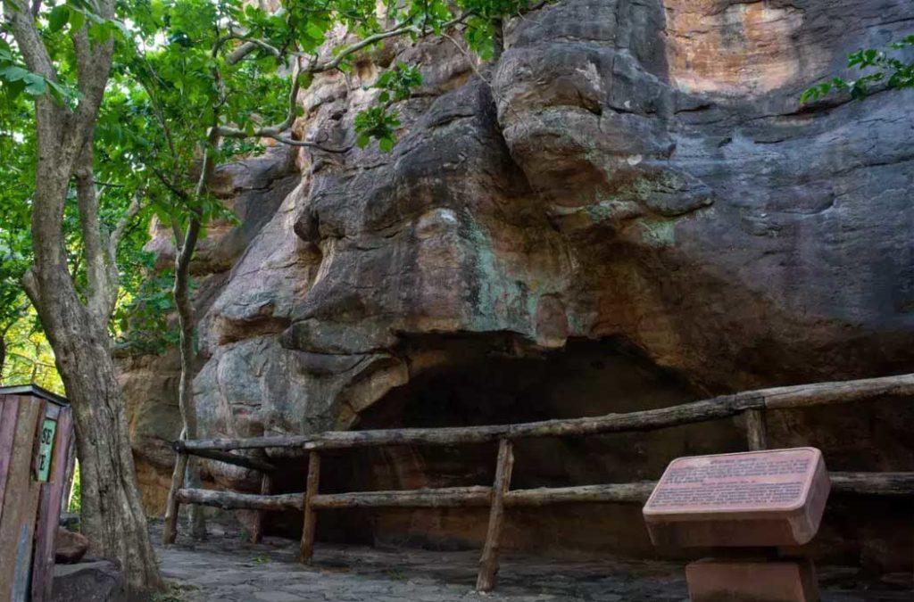 Caves in India, Bhimbetka