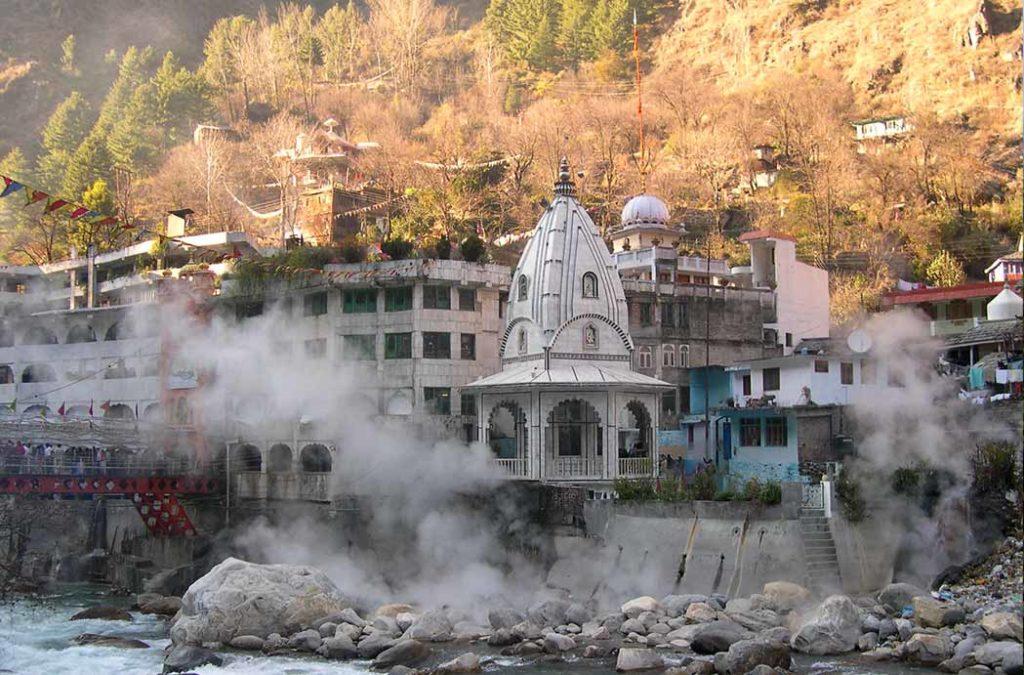  The manikaran natural hot water springs are a result of vigorous geothermal and volcanic activity beneath the Earth’s surface. 