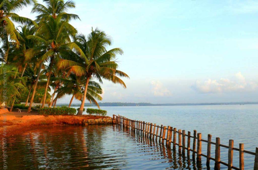 Ashtamudi Lake's plays a prominent role in the emergence of the Munroe Island in Kerala