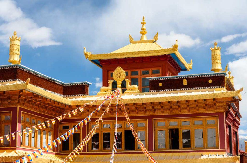 If you visit the Thikse Monastery, then you must come and see the alluring beauty of the Matho gompa that is on the exact opposite side!