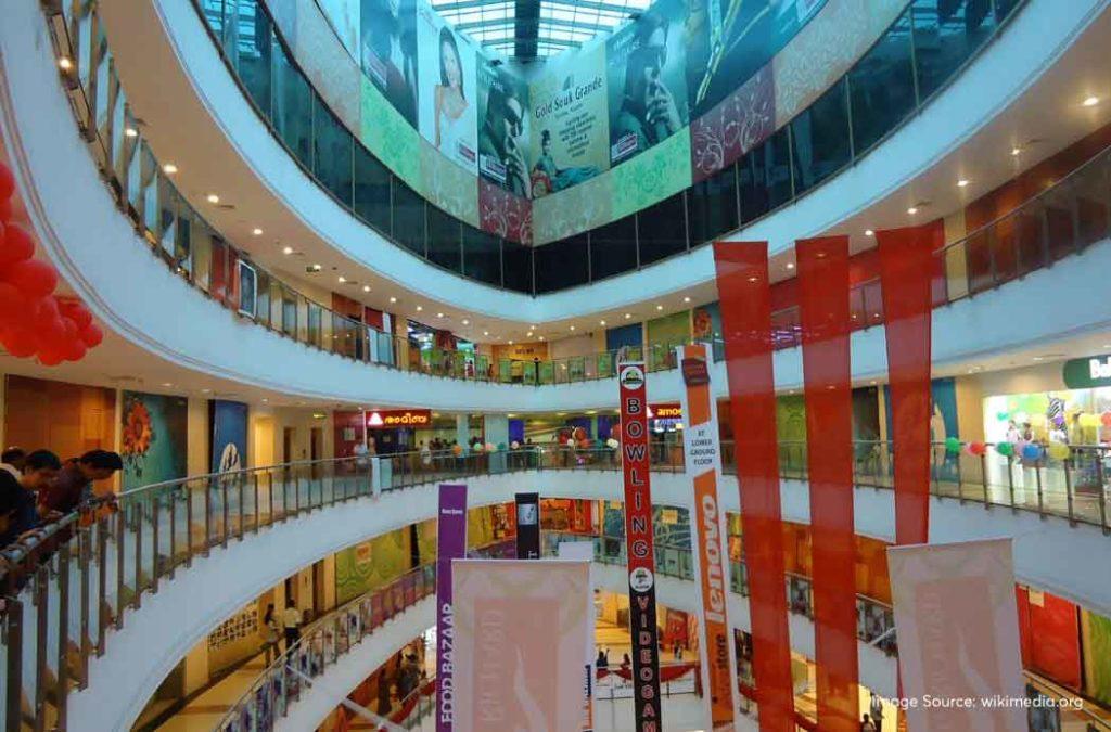 Check out one of the best malls in Kochi for a great shopping experience 