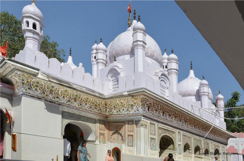 The Mansa Devi Temple is one of the ideal places to visit in Mohali during the Navratri festival. 