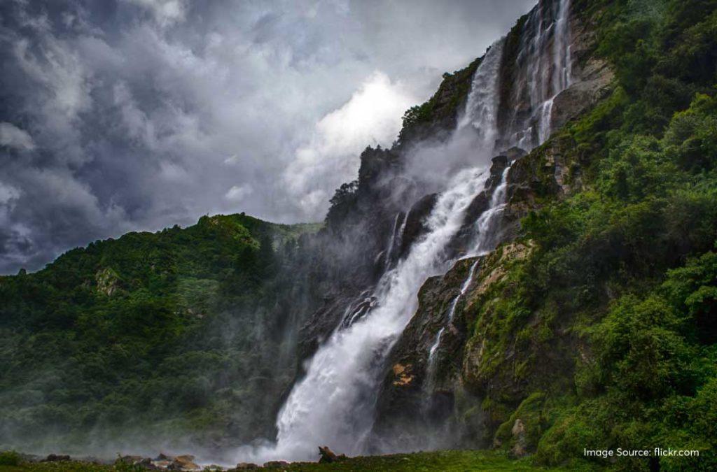 The Nuranang Falls is one of the unmissable places to visit in Arunachal Pradesh for the Indian Patriots.