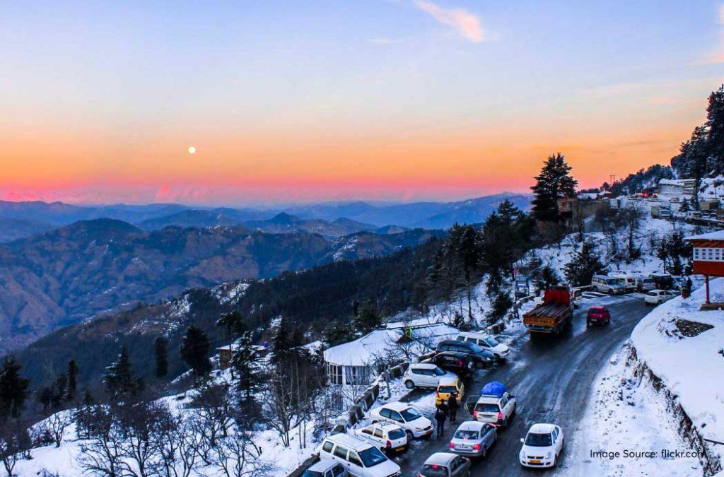 Winter is the best time to visit Shimla for snowfall! 