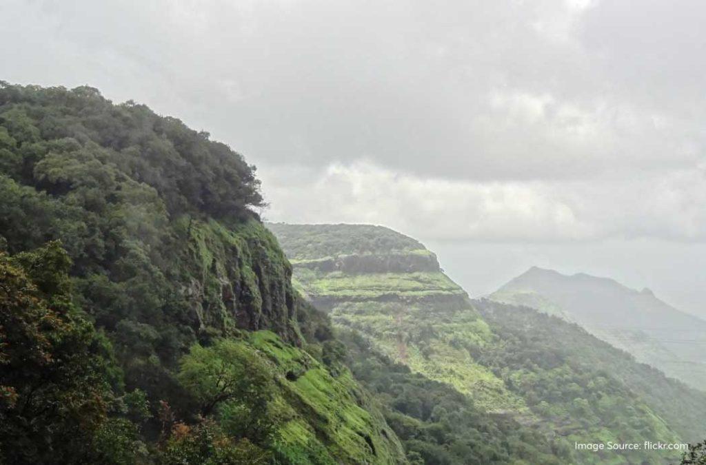 Matheran is a small hill station that is only about 800m above sea level but offers the best scenery for relaxing. 
