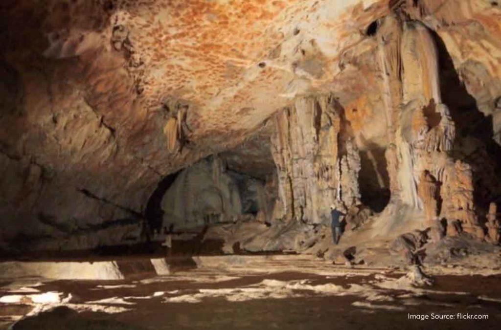 Krem Liat Prah happens to be one of the largest Caves of Meghalaya and also within the country.