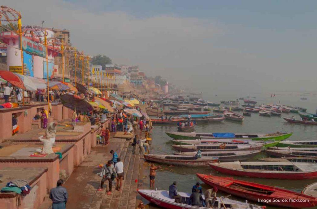 The Dashashwamedh Ghat is about 30 minutes away from the Assi Ghat. 