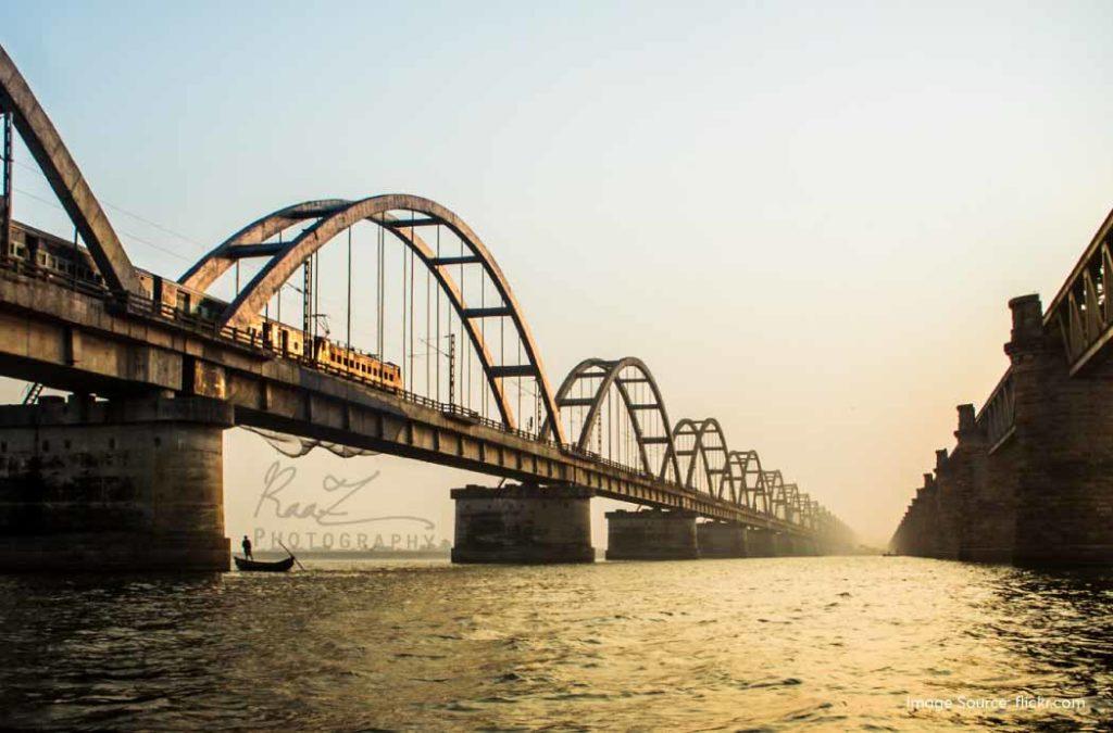 The Godavari Bridge is one of the main tourist places to visit in Rajahmundry. 