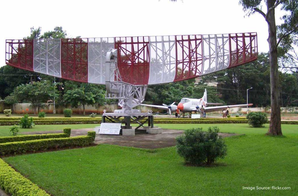 The HAL Museum is designed in such a way that a large amount of information, demographics, photographs, plane displays, prototypes and more can fit into one place. 