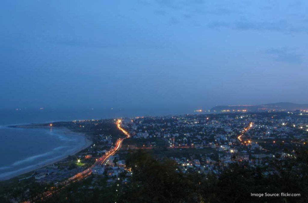 Vishakapatnam is one of the main coastal cities in Southern India. It is easy to reach the place by air, rail or roadways. 