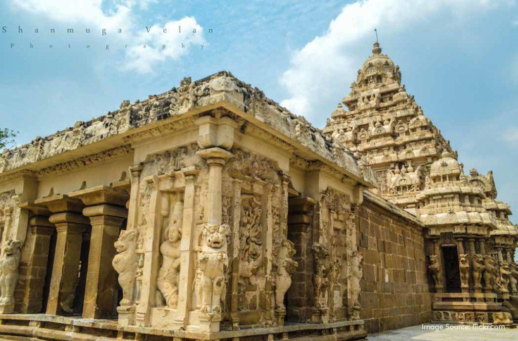 The Kailasanathar Temple is one of the most gorgeous temples in Tamil Nadu. 