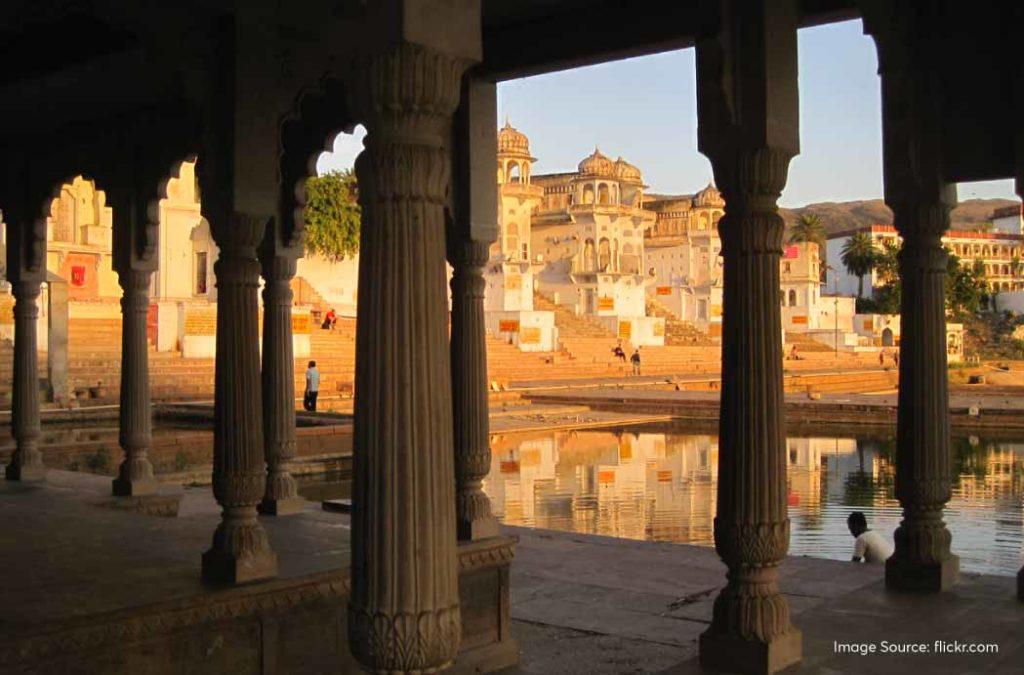 Without any doubt, Pushkar is one of the most stunning Rajasthan places to visit in December. 