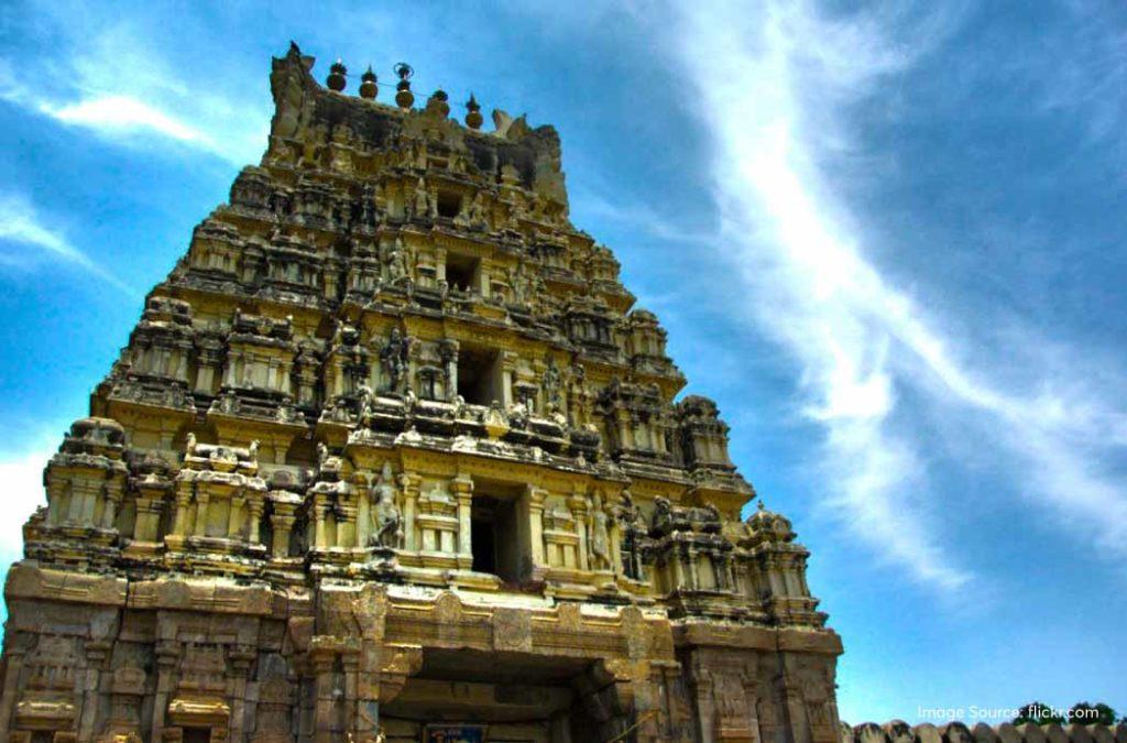 Ranganathaswamy Temple is a very peaceful getaway for people who want to escape the metropolitan life and also seek blessings from the Almighty.
