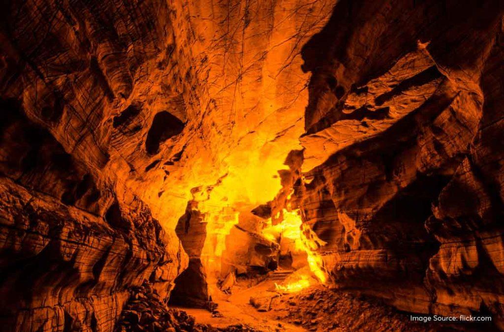You cannot complete your Kurnool trip without paying a visit to the Belum caves.