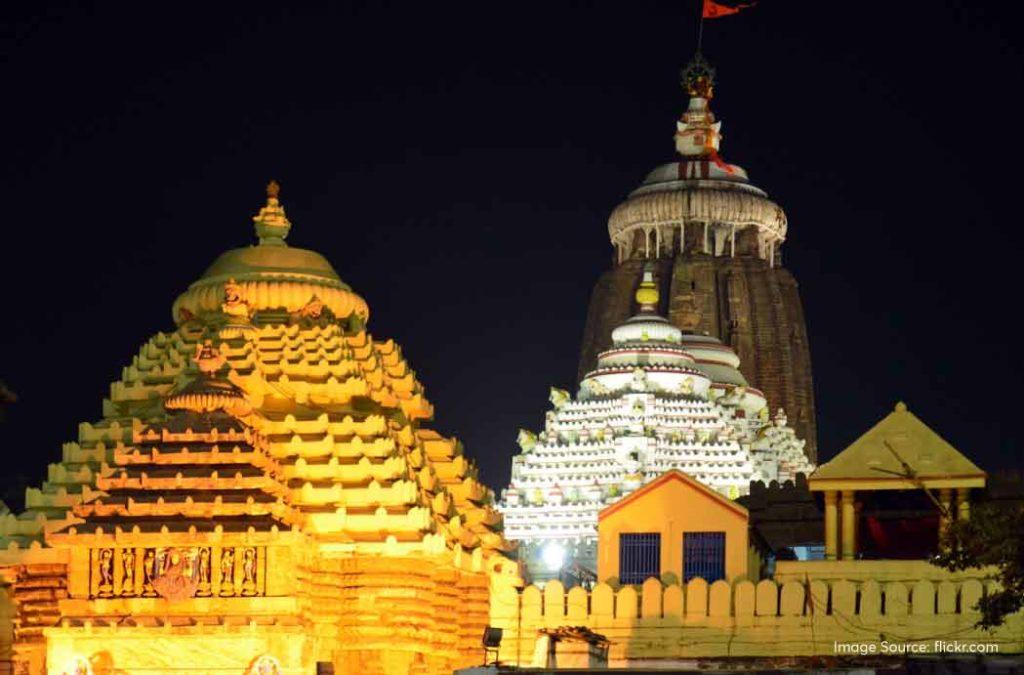 The deities are offered food or prasad six times a day in the Jagannath temple 