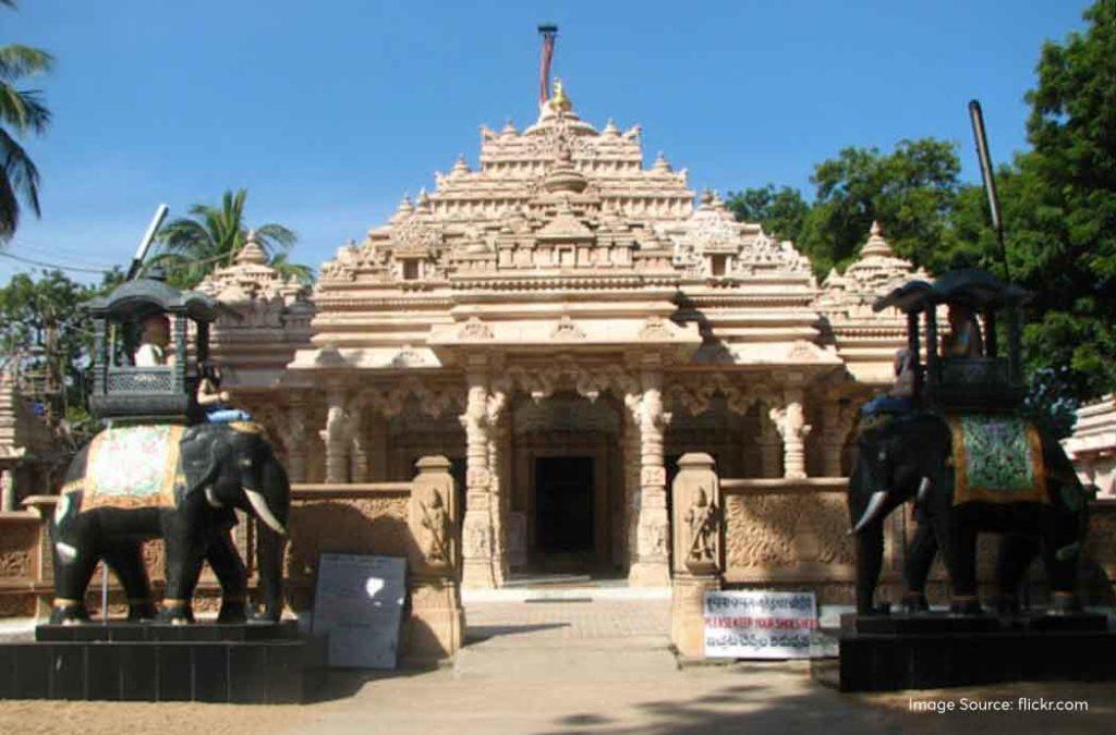 The Jain Temple is one of the best places to cover while sightseeing in Warangal. 