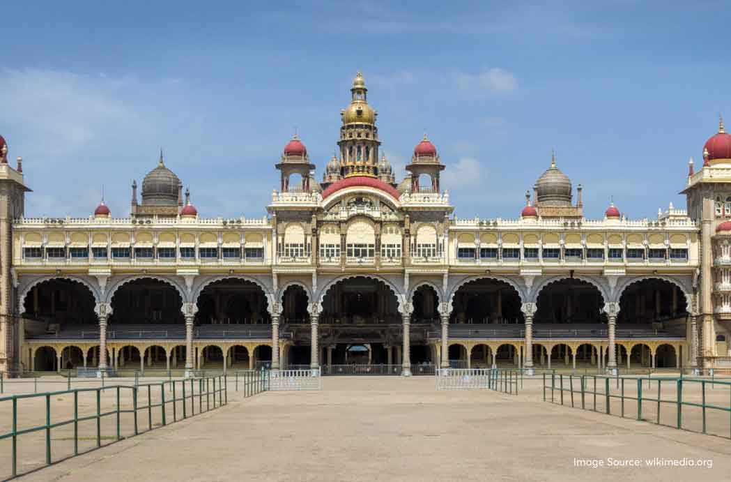 Mysore Palace: An Authentic Sneak Peak of the Wodeyar Dynasty