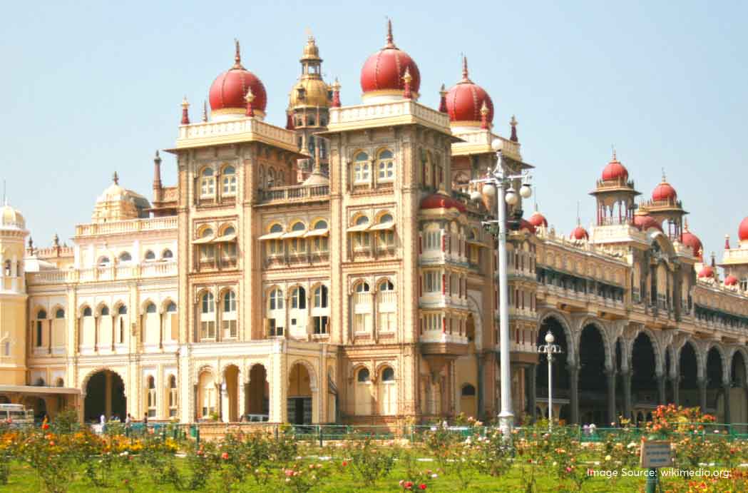 Mysore Palace: An Authentic Sneak Peak of the Wodeyar Dynasty