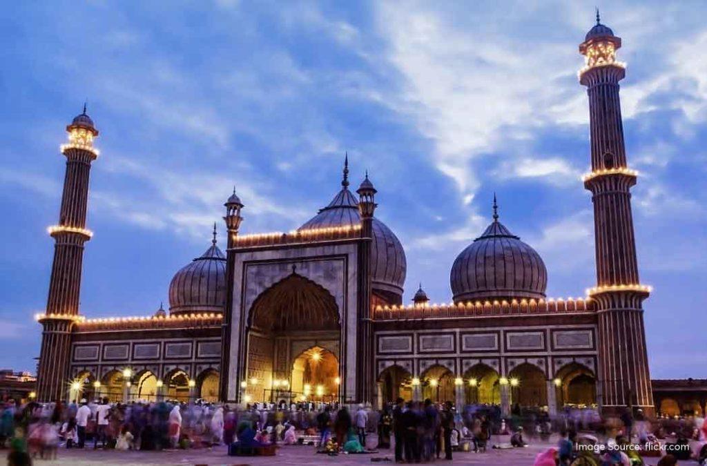 Check out details for visiting the magnificent Jama Masjid 