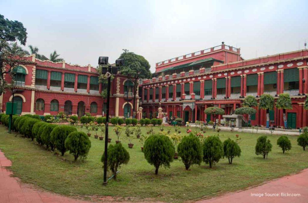 In 1921, he founded the Visva Bharati University in Santiniketan, West Bengal.