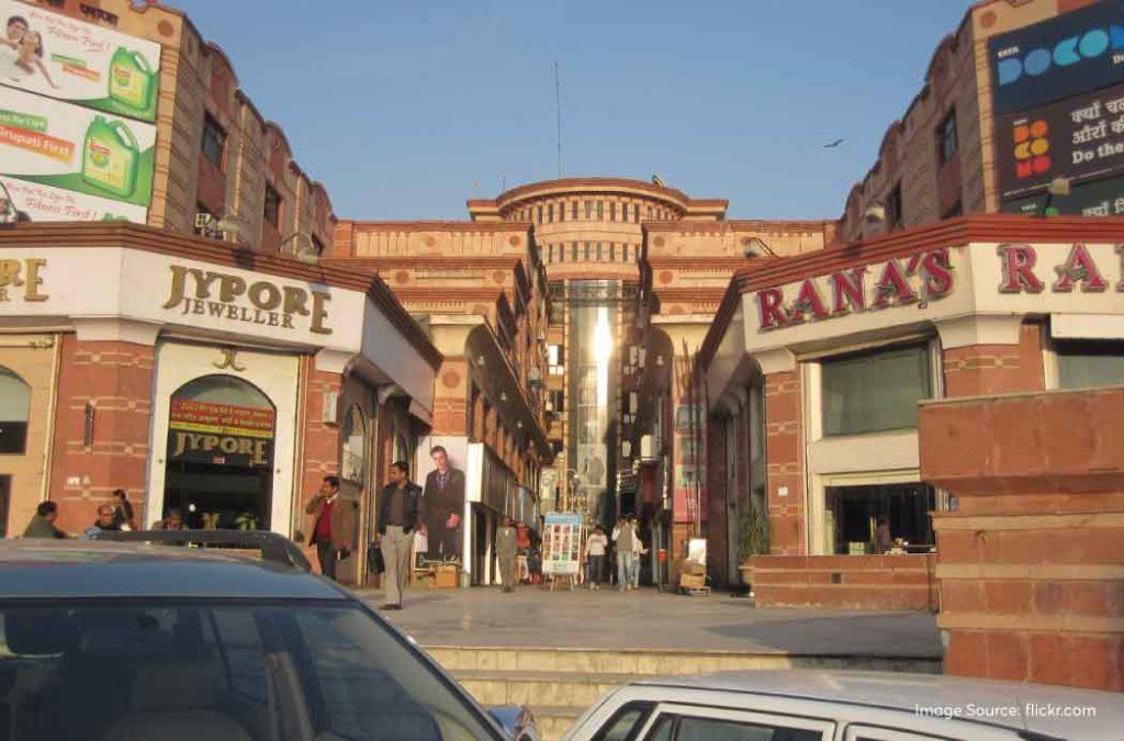 Discover the best malls in Jaipur for a day out 
