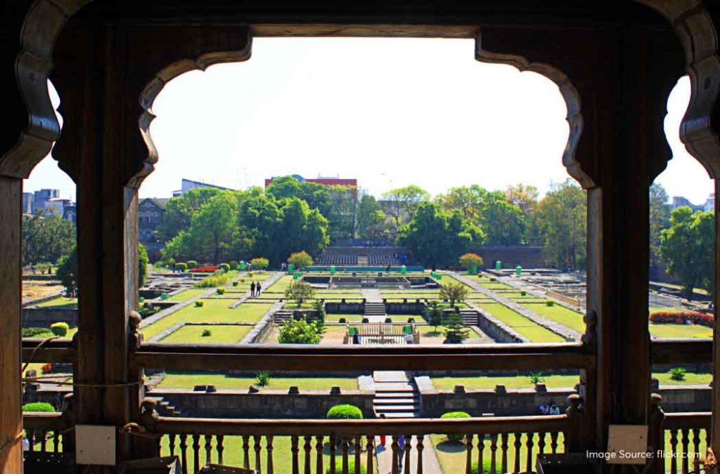 During the third Anglo-Maratha war, the brick structure of Shaniwar Wada couldn’t endure the impact of the British artillery.