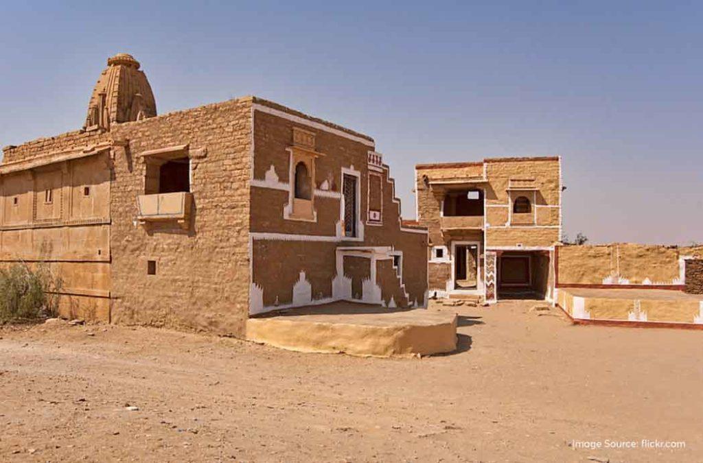 Kuldhara village was once a beautiful place which is now shrouded in mystery and ghostly tales. 