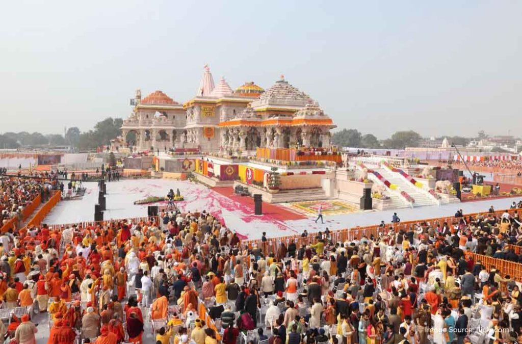 Check out the best places to visit in Ayodhya 