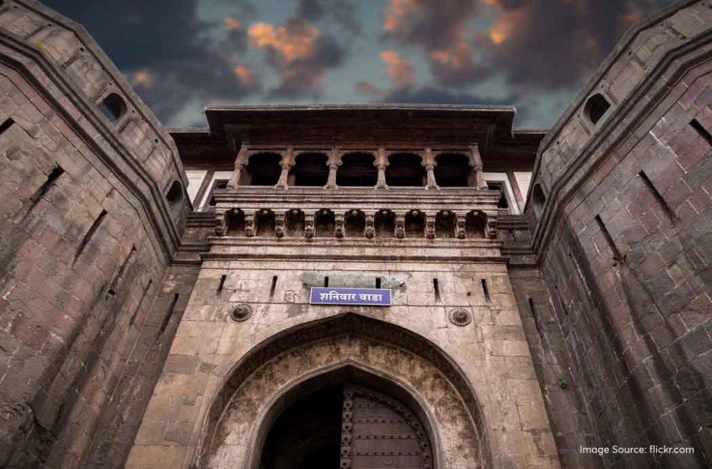 In 1773, a group of Gardi guards entered the grounds of Shaniwar Wada and headed right to the sleeping chambers of Narayanrao.