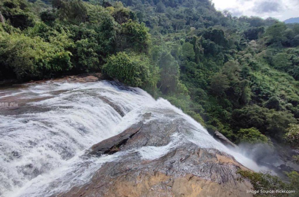 Check out the best waterfalls in Munnar for a great time