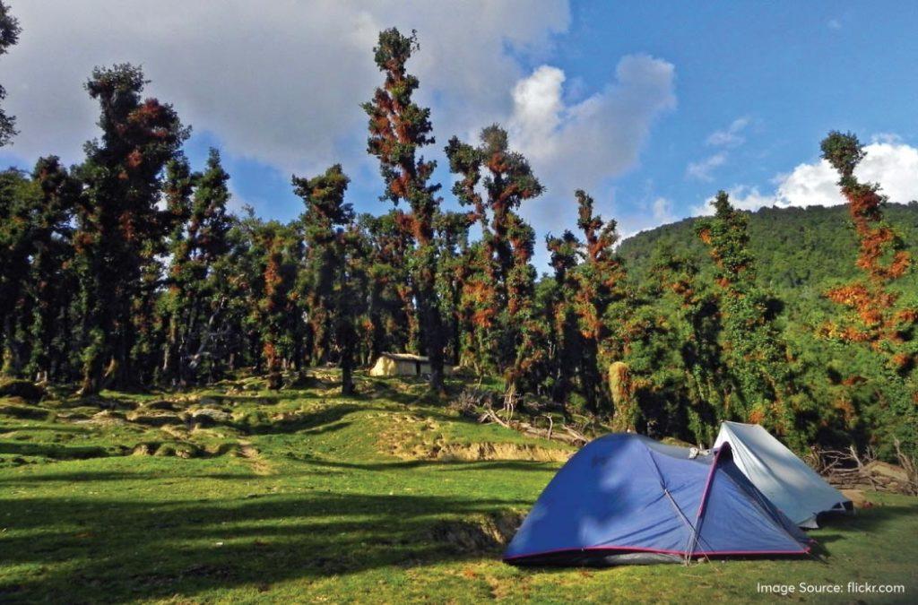 Camping is one of the best things to do during your Brahmatal trek. 