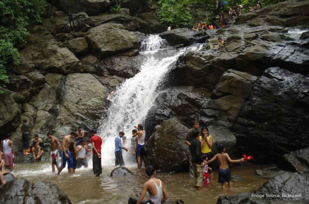 Check out the best waterfalls in Maharashtra