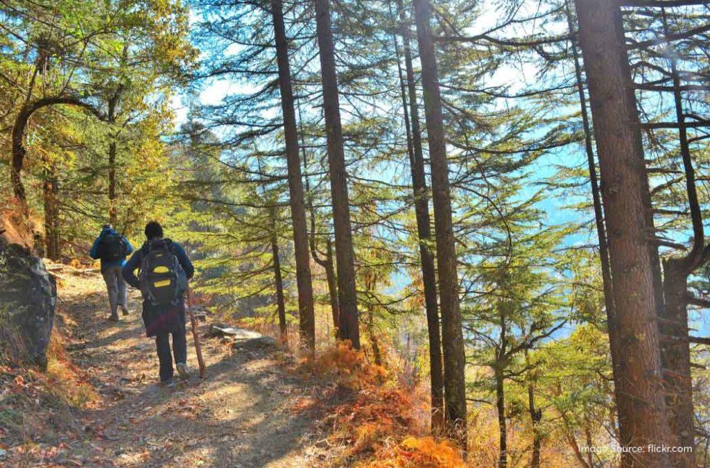 Discover the best destinations for trekking in Uttarakhand