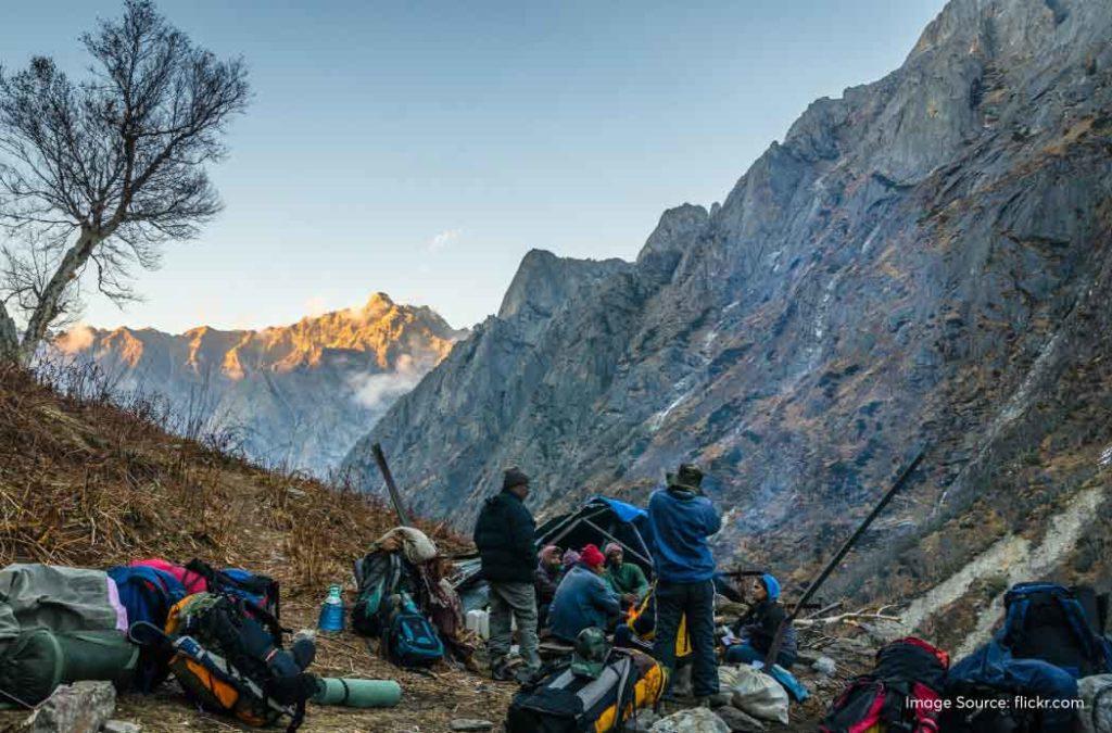 Discover the best destinations for trekking in Uttarakhand