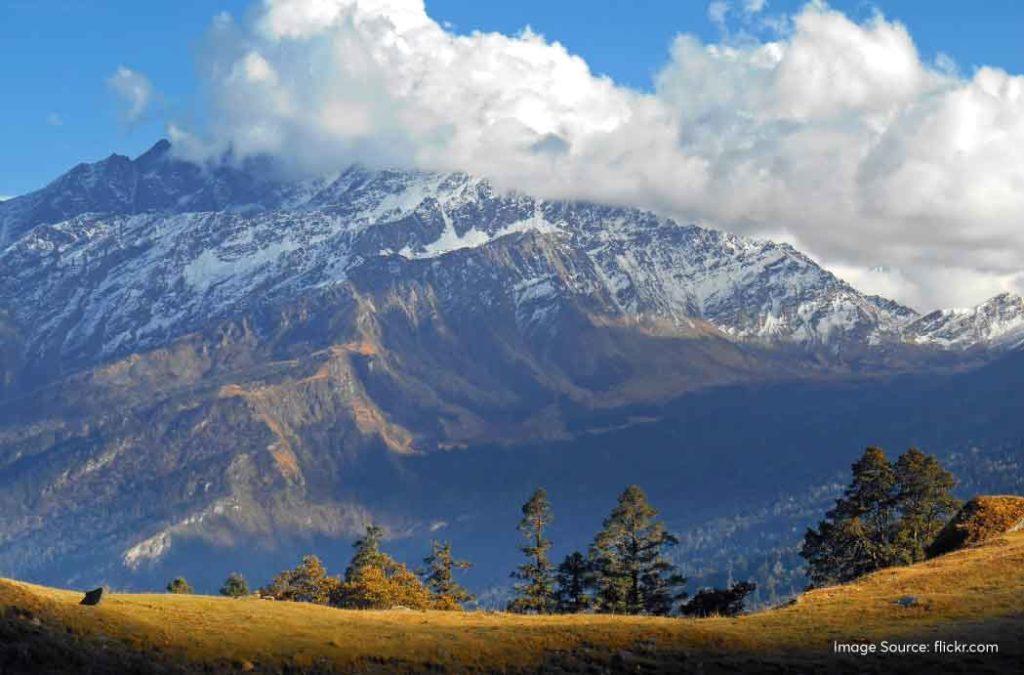 Discover the best destinations for trekking in Uttarakhand