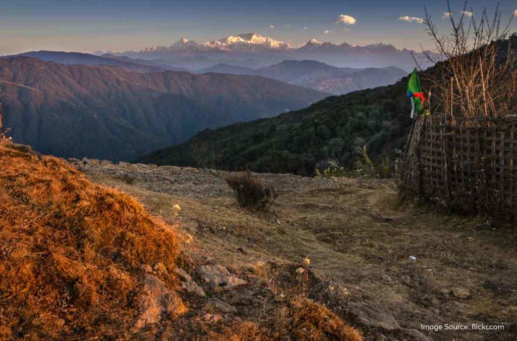 Check complete details for Sandakphu trek