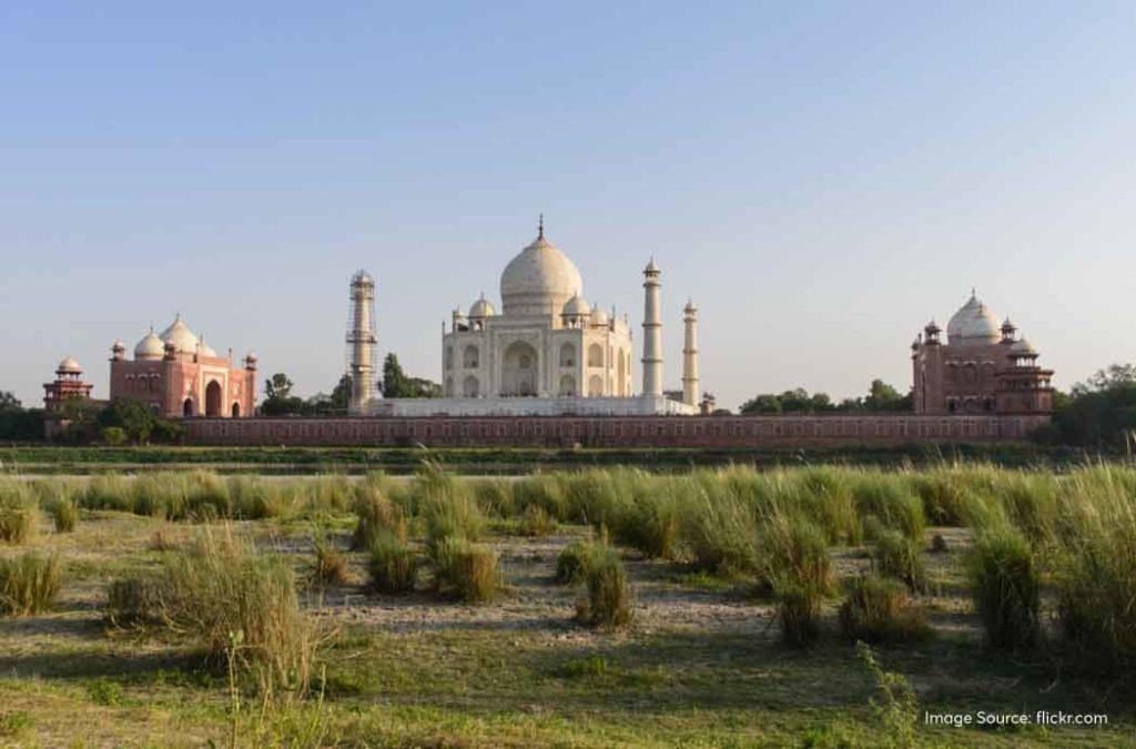 Check out the best places to visit in Agra