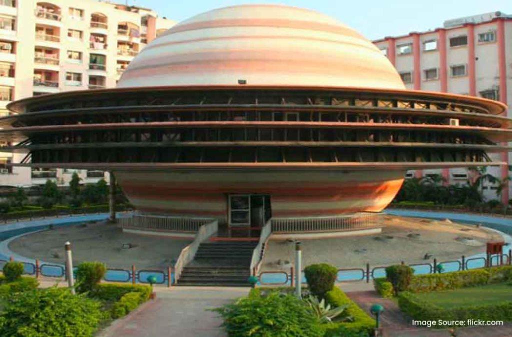 Patna Planetarium is known for its unique Saturn like structure, making it one of the must visit museums in Patna.