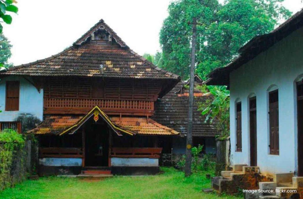 Poonjar Palace is one of the tourist places to visit in Kottayam to witness Kerala's royal lifestyle.