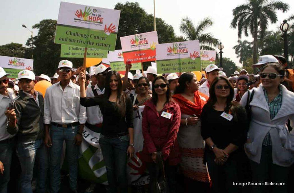 People come together for World Cancer Day Drive to spread awareness about cancer.